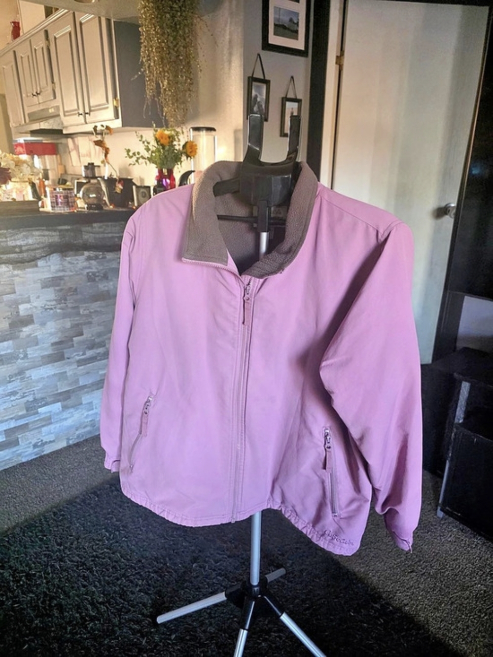 Cabela's Women's Pink Bomber Jacket Size 2XL (22/24)